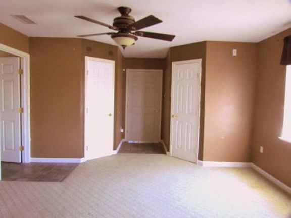 5th image of 3601 Merrill Ave
