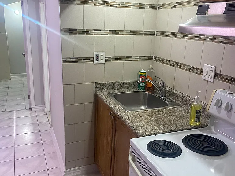 102 Orton Park Rd #BASEMENT — Photo 17