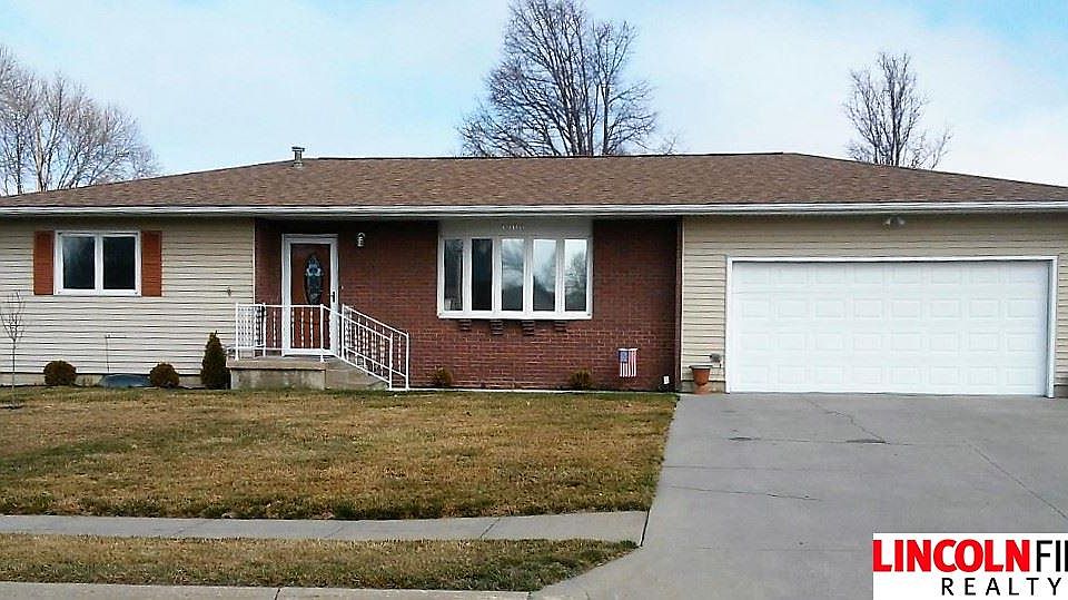 1906 Hoyt St Beatrice NE 68310 Zillow