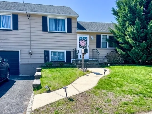 105 Howard Ave, Clifton City, NJ 07013