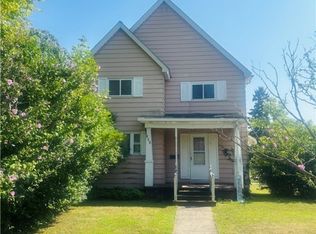 381 Bliss Ave, Conneaut, OH 44030