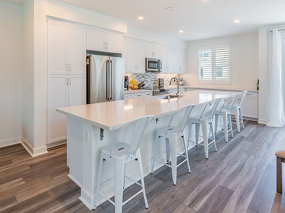 2nd image of 570 Bolinas Way Unit 101