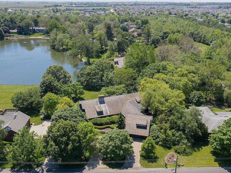 7 Lake Park Rd, Champaign, IL 61822 Zillow