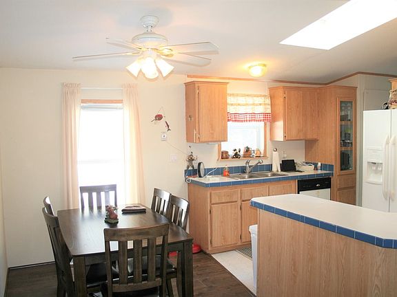 4th image of 40403 N Shore Dr
