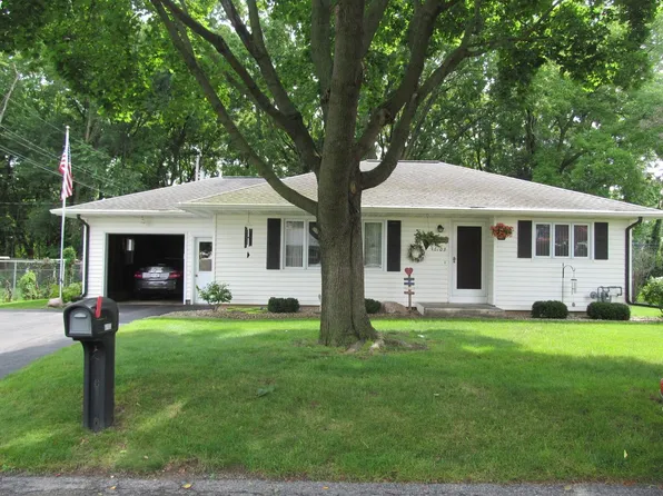 6103 Merrill St, Mc Farland, WI 53558
