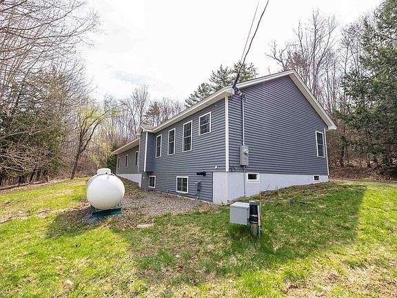 4th image of 206 Livermore Falls Road