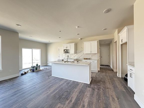 3rd image of 4801 Piper LANE