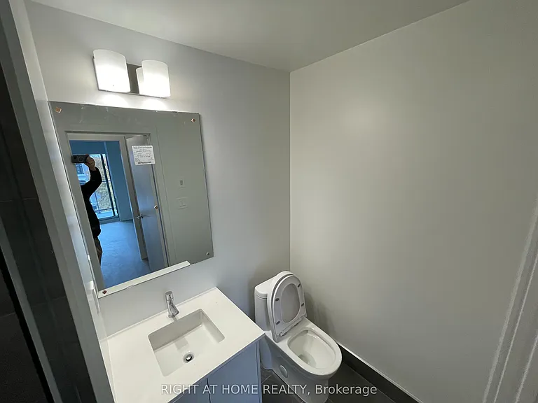 495 Logan Ave #412 — Photo 27