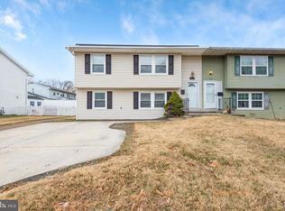 724 Chapelgate Dr, Odenton, MD