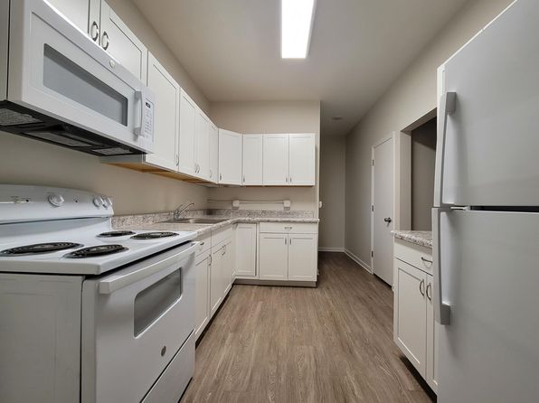1517 Columbus Ave APT 2, Sandusky, OH 44870