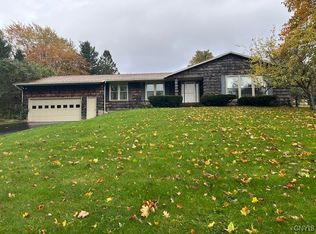 5962 Sugarbush Dr, Tully, NY 13159