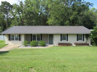 204 Springdale Dr, Enterprise, AL 36330