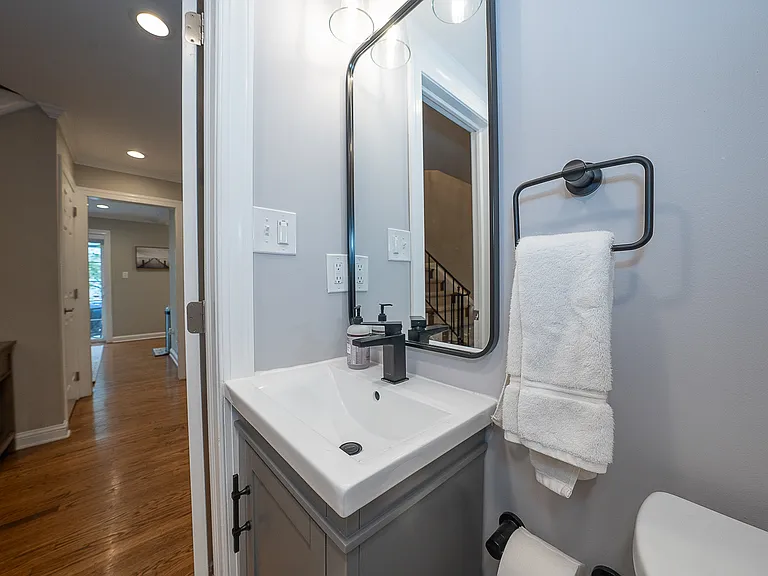 10 Hansen Ct — Photo 15