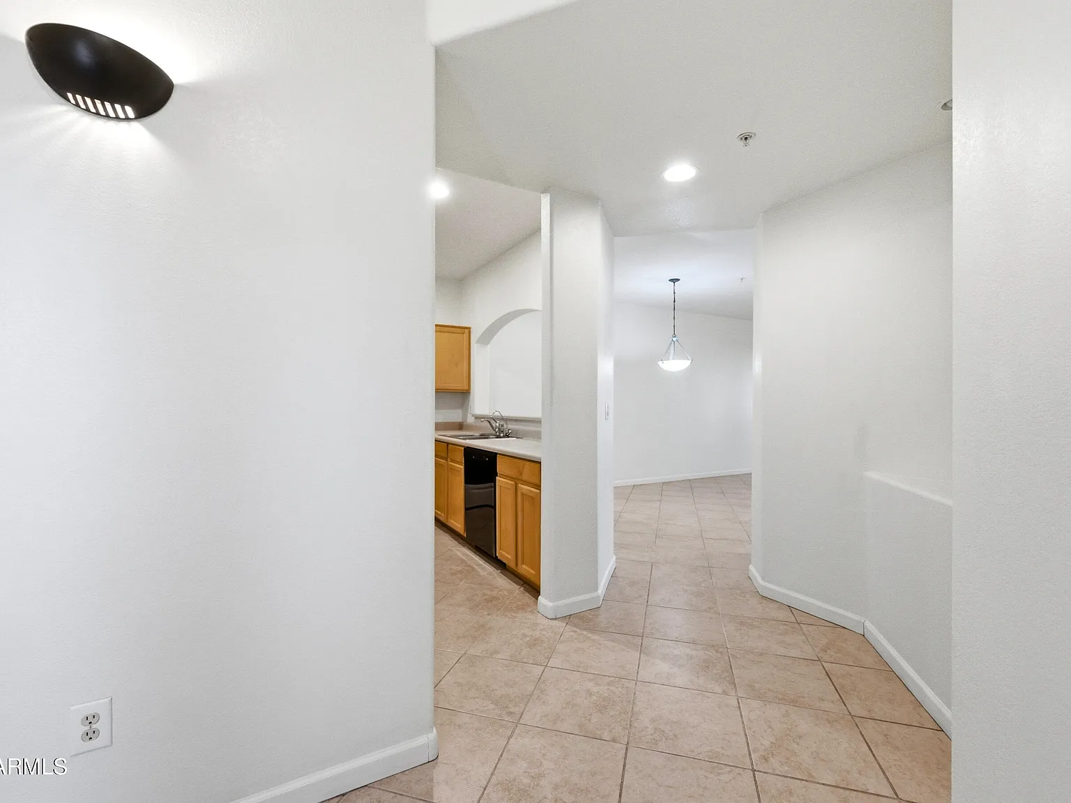 2 bed, 2.0 bath, 1340 sqft, $1,895 — Photo 3