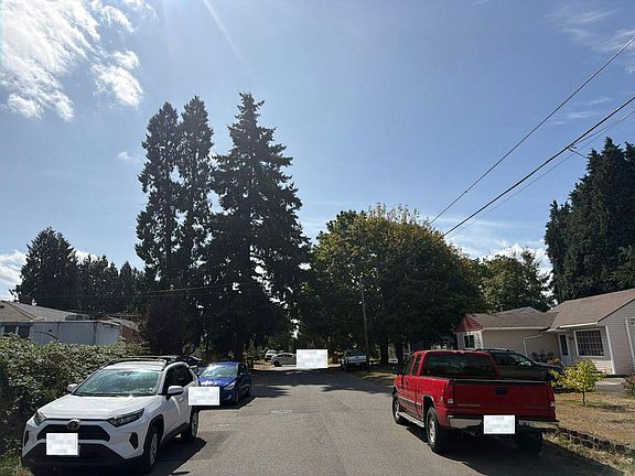 5th image of 3209 Yeoman Ave