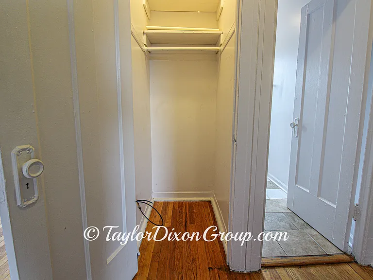 514 E 70th St #3 — Photo 17