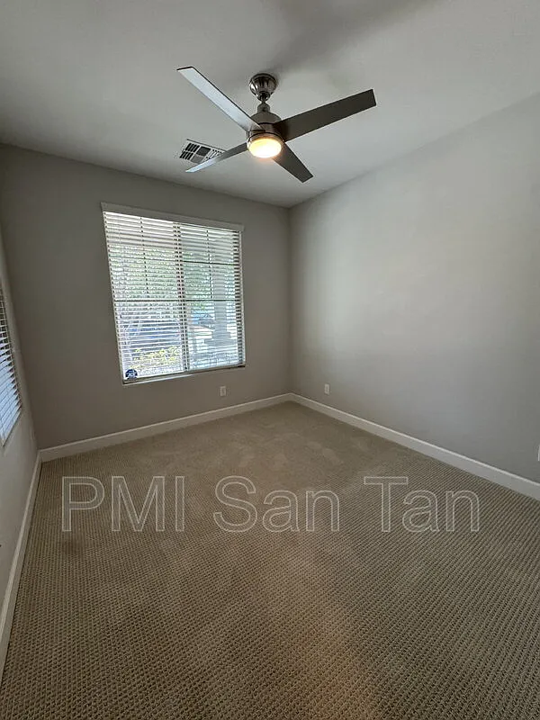 3 bed, 2.0 bath, 1773 sqft, $2,595 — Photo 4