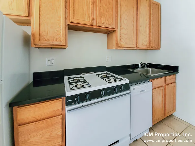 39263 N Pine Grove Ave #3E — Photo 6