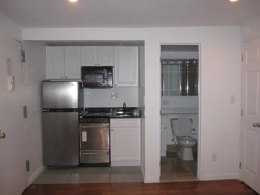 Rented by Sky Management | media 60