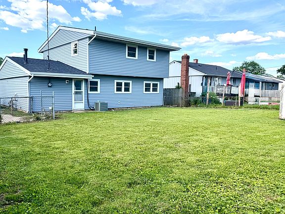 3rd image of 847 Kingland Dr