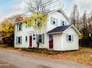 504 Wharf St, Loudon, TN 37774