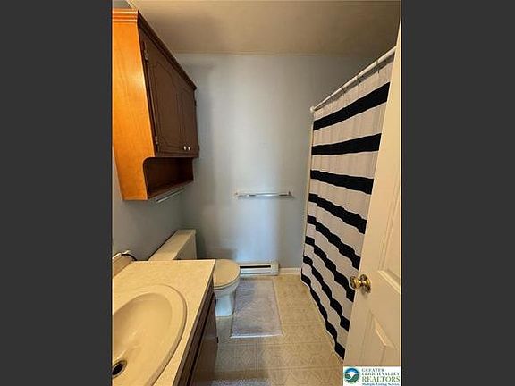 3rd image of 895 Cold Spring Rd APT 12