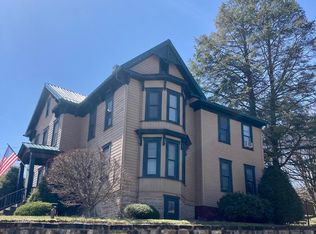 329 N Center Ave, Somerset, PA 15501