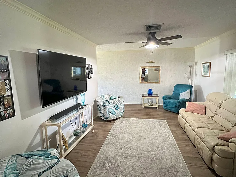 Family room west angle