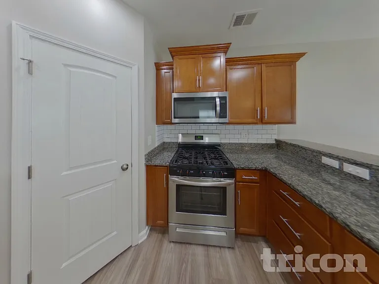 9 Routhland Ct — Photo 6