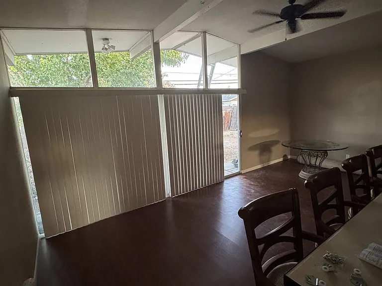 225 S Wallace Dr — Photo 3