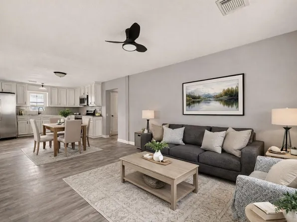 120 Westfield St, Houston, TX 77022