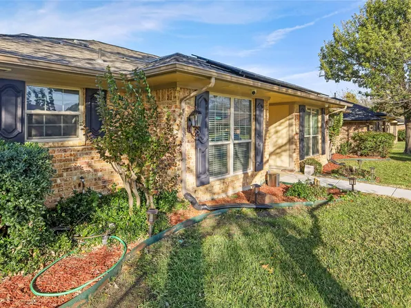 1531 Rocky Point Dr, Lewisville, TX 75077