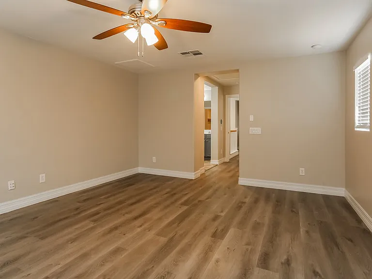 5809 Magic Oak St — Photo 8