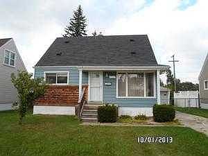 1st image of 27940 Maplewood St