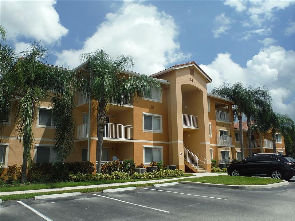 1st image of 241 SW Palm Drive #203