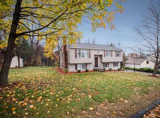 41 Long Hill Dr, Leominster, MA 01453