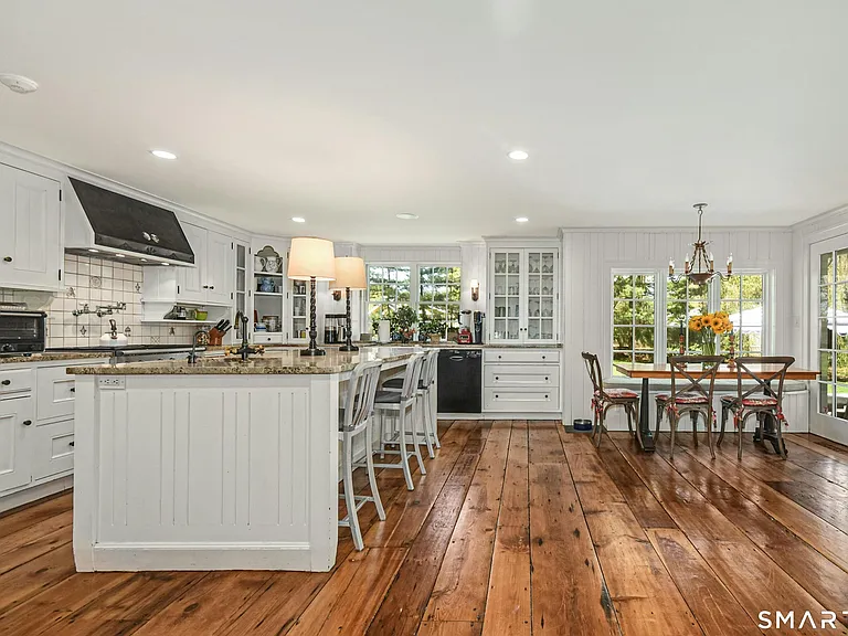25 Stephanie Ln — Photo 13