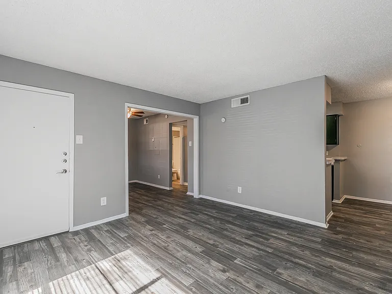 Station 121 at Town Center Apartments — Photo 99