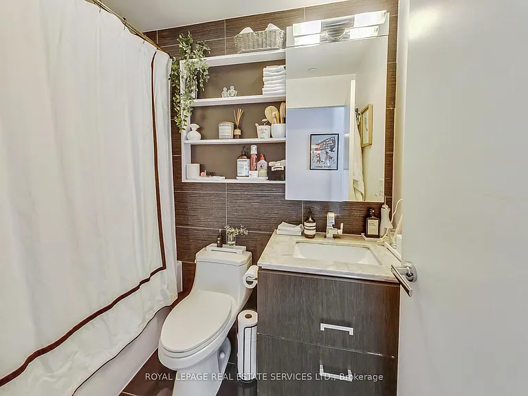 1830 Bloor St W #438 — Photo 12