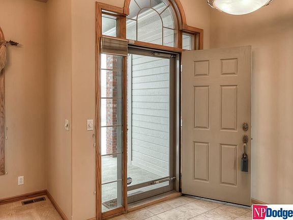 3rd image of 17904 Grenelefe Ave
