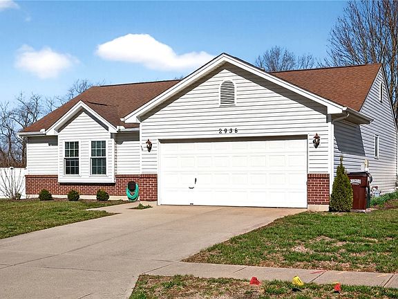 3rd image of 2936 W Barnhill Pl