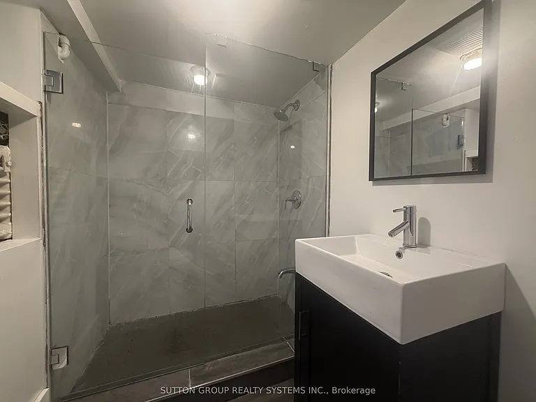 3 Tyrone Ave #LOWER LEVEL — Photo 7