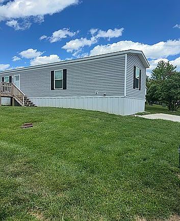 2nd image of 502 Birchwood Cir