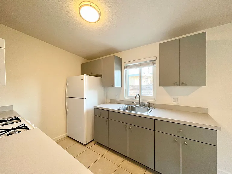 31890 Avenida La Paloma #B — Photo 6