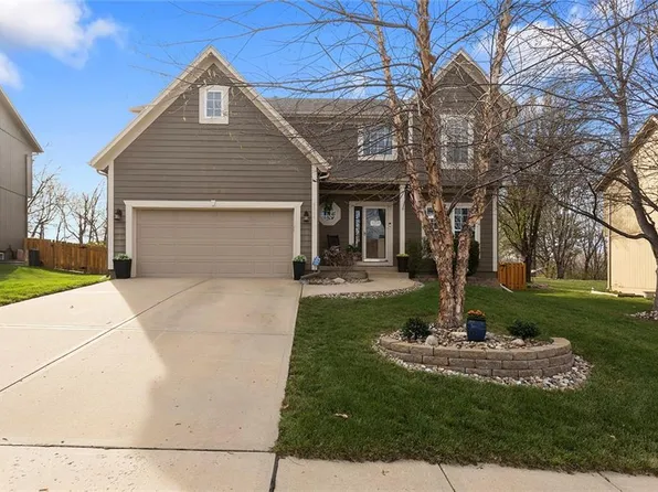 6344 Noreston St, Shawnee, KS 66218