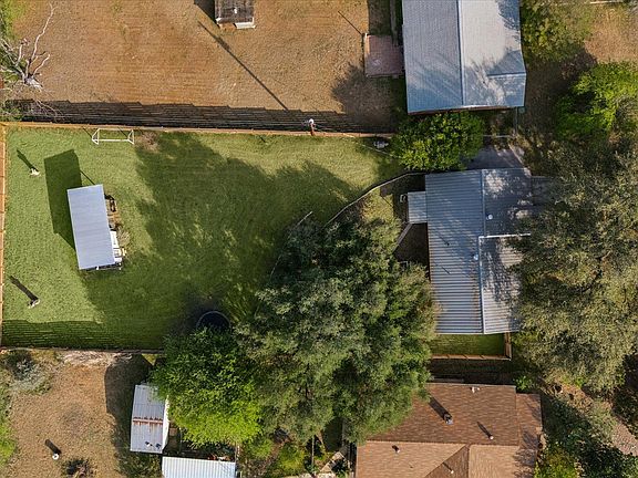 3rd image of 4247 River Oaks Dr