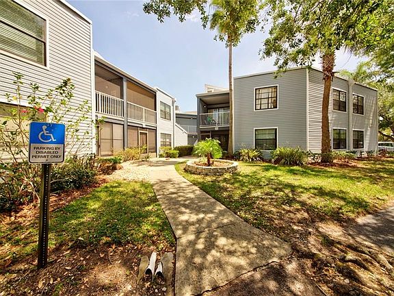 4th image of 3570 Southpointe Dr #1