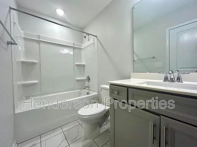 512 Laurel Walk Ln — Photo 13