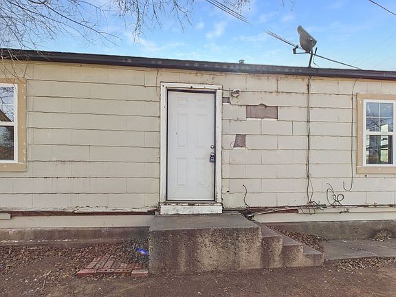 4th image of 2216 S Polk St APT D