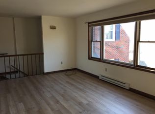 910 N Benson Rd, Fairfield, CT 06824